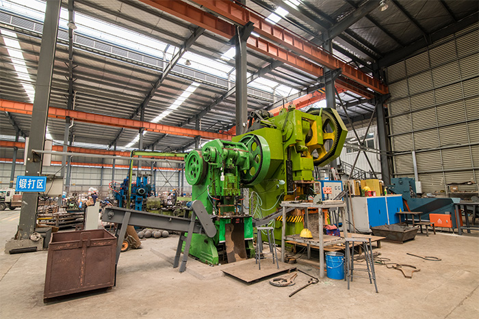 日喀则网架配件-锥头加工车间